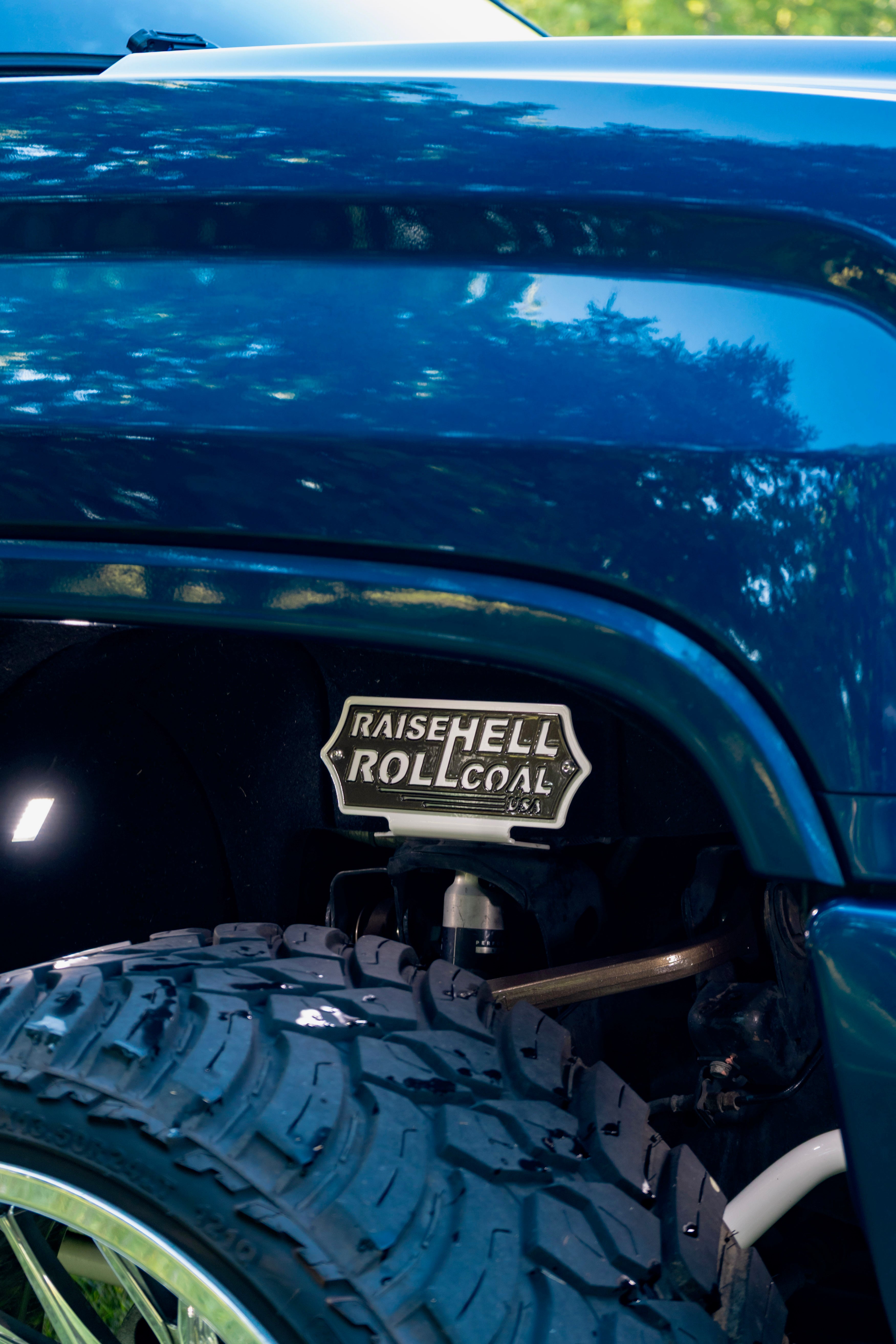 CHEVY/GMC STRUT PLATES